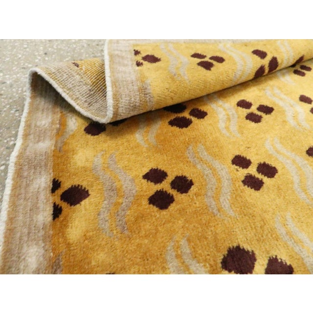 Galerie Shabab Collection Mid-20th Century Turkish Anatolian Deco Throw Rug For Sale In New York - Image 6 of 7