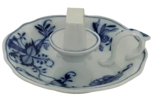 Meissen Blue Onion Match Striker