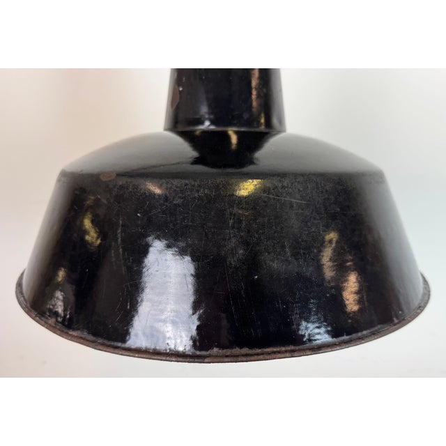Industrial Black Enamel Factory Lamp with Cast Iron Top, 1950s For Sale - Image 4 of 18