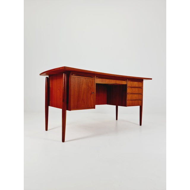 Brown Vintage Danish Teak Desk from GV Møbler, 1960s For Sale - Image 8 of 18