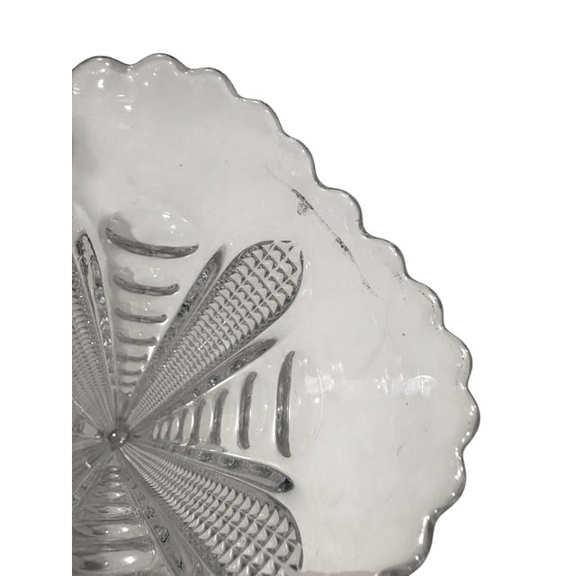 Early 20th Century Heisey Punty and Diamond Point 8" Fluted Bud Vase, Pattern No. 305 For Sale - Image 9 of 9