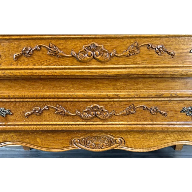 Vintage French Louis XIV Chest of Drawers For Sale - Image 5 of 13