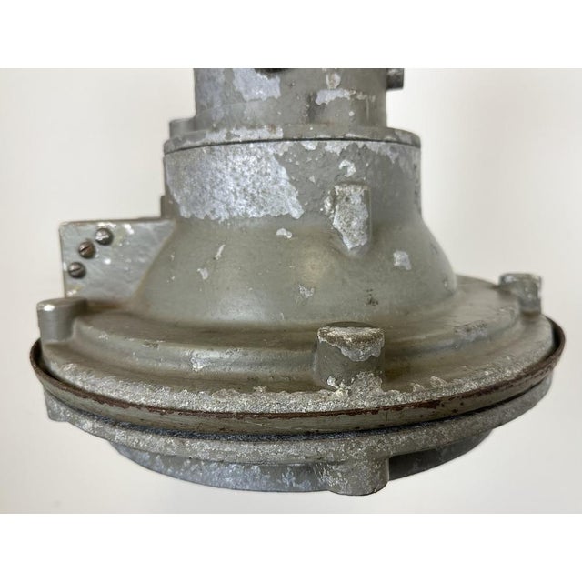 Industrial Grey Cast Aluminium Pendant Light, 1960s For Sale - Image 4 of 18