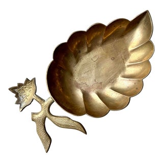 Vintage Solid Brass Leaf Jewelry Tray Catch All Bowl - Scalloped Edge Dish For Sale