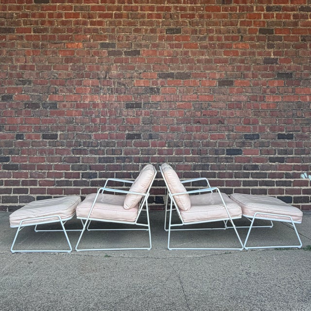 Mid-Century Modern Very Rare Salterini Pair of Lounge Chairs and Ottomans For Sale - Image 3 of 12