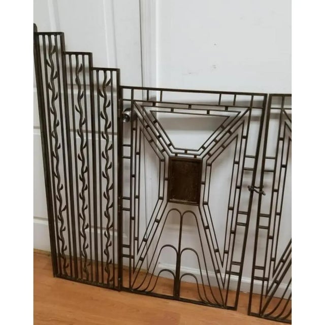 Art Deco Wrought Iron & Brass Three-Panel Gates – French Modernist Style – C. 1930 For Sale - Image 4 of 11