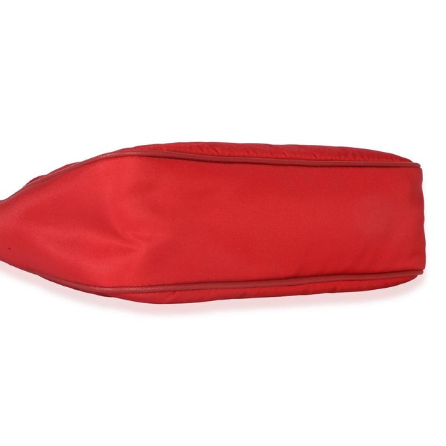 Red Re-Nylon Re-Edition 2005 Hobo For Sale In New York - Image 6 of 9