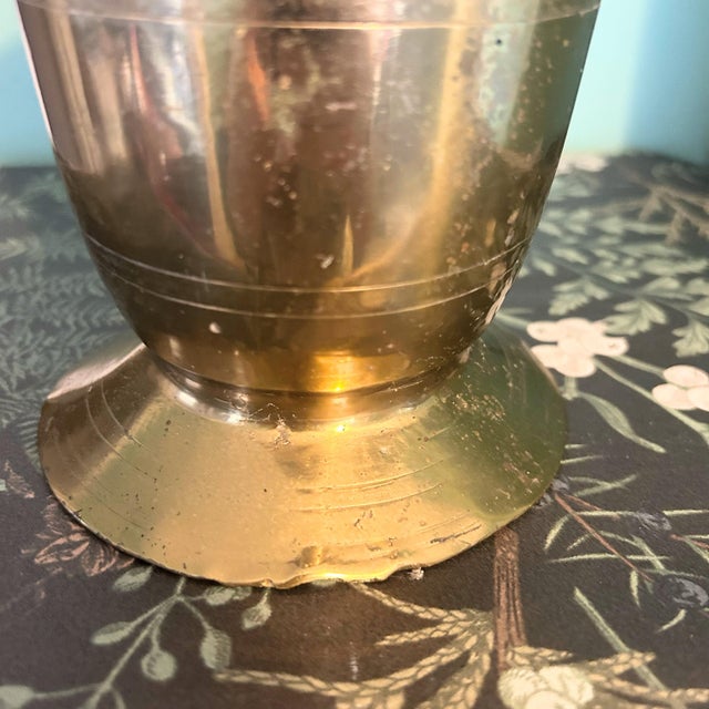 1920s Vintage Solid Brass Mortar and Pestle Pharmacy Apothecary 5.75” 9.5 LBS For Sale - Image 5 of 12