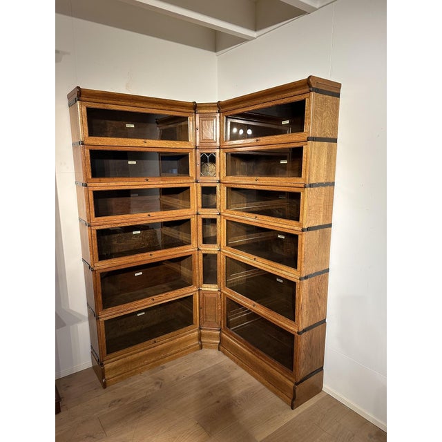 Corner Bookcase in Oak from Globe Wernicke, 1890s, Set of 24 For Sale - Image 10 of 13
