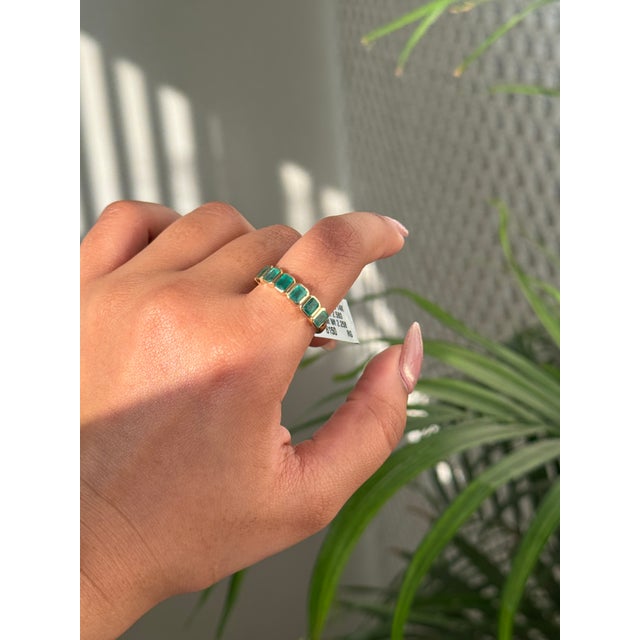 1.61ct Octagon Cut Emerald Bezel Set Stackable Band Ring Size 4 in 14k Gold For Sale - Image 9 of 16