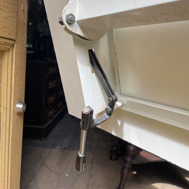 Vintage Italian Bieffe Globus Drafting Table For Sale In New York - Image 6 of 11