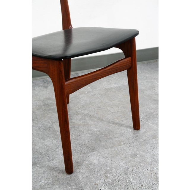Brown 1960s Mid Century Danish Modern Dining Chairs Black Leather Set 2 Pair Teak Elgaard Nm For Sale - Image 8 of 12