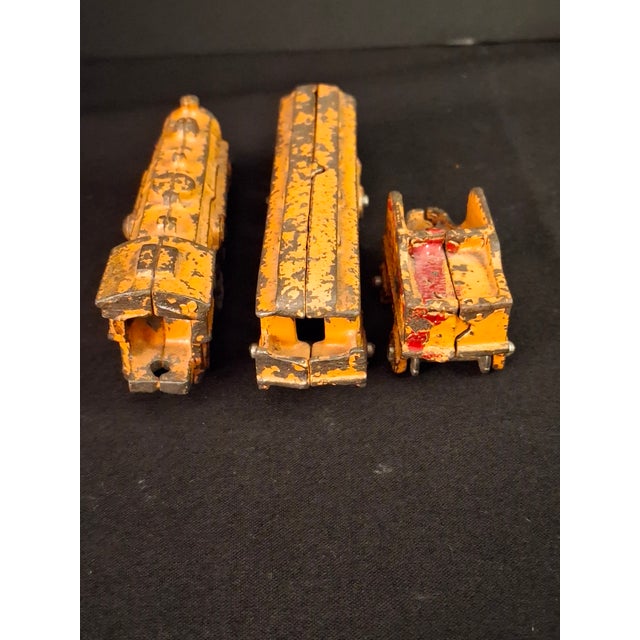 Metal Antique Kilgore Cast Iron Train Set Orange Locomotive Coal Tender Passenger Car For Sale - Image 7 of 18