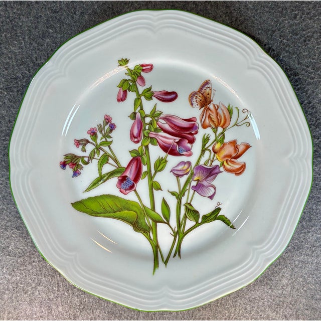 Art Nouveau Late 20th Century 2pc-Bareuther Waldsassen (Bavaria) Botanical Porcelain Plate For Sale - Image 3 of 8