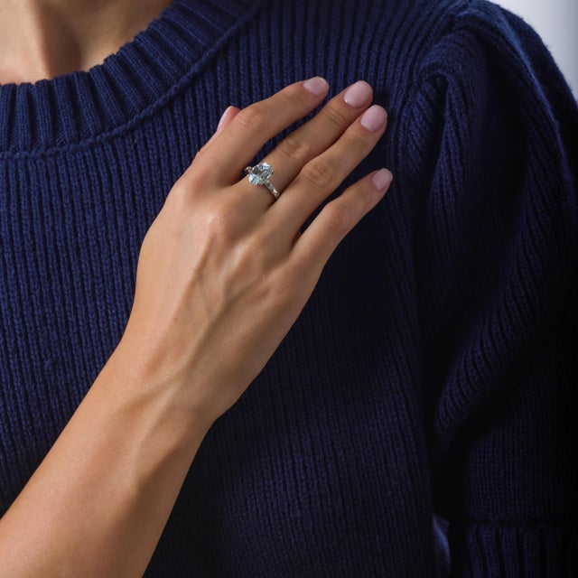 1950s 1950s Mid Century Gia 4.50 Carat Ceylon Sapphire Diamond Platinum Ring, Size 8.25 For Sale - Image 5 of 7