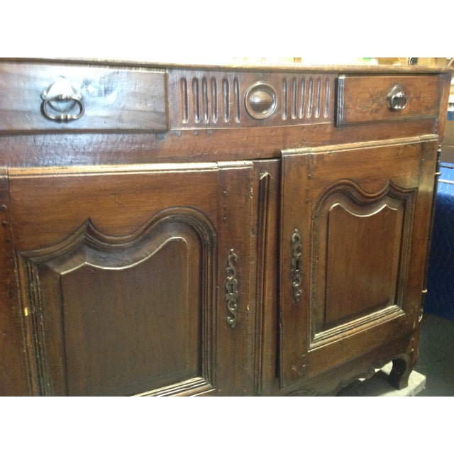 17th Century French Buffet With Plate Rack For Sale In New York - Image 6 of 10