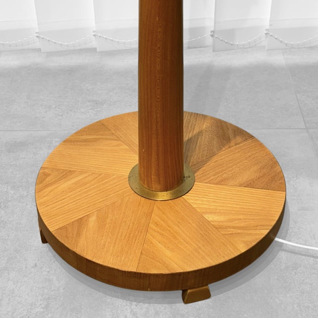 1940s Mid-Century Swedish Modern Brass and Birch Floor Lamp by Ivar Fransson for Iwo, 1940s For Sale - Image 5 of 13
