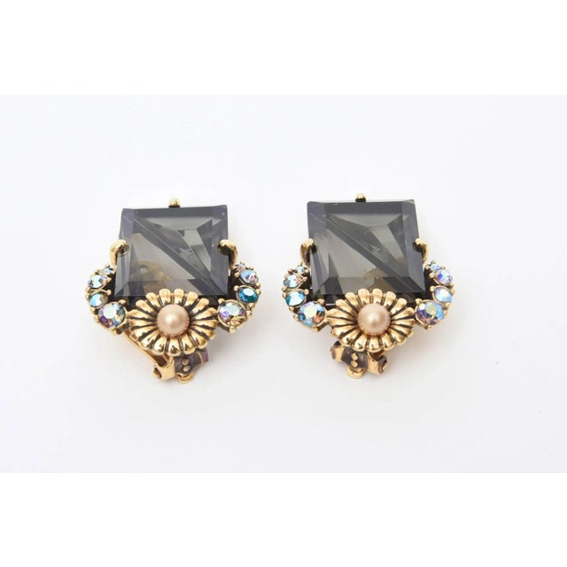 Modern Vintage Elsa Schiaparelli Faceted Topaz Crystal Glass Clip on Earrings, 1940's For Sale - Image 3 of 8