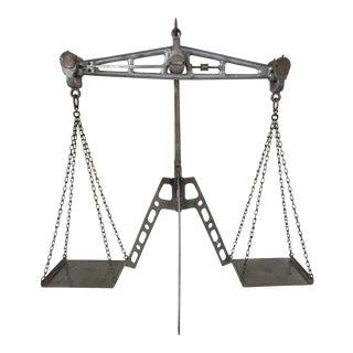 Vintage 1940s Metal Scale For Sale