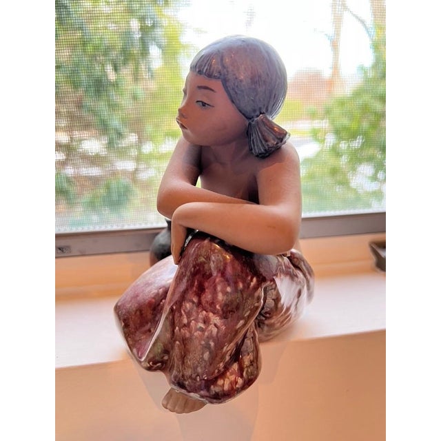 Figurative 1984 Lladró “Desiree” by José Puche – Retired Spanish Porcelain Figurine For Sale - Image 3 of 6