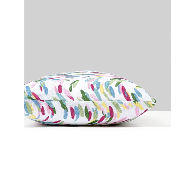 Like its namesake, Fountain features 4 different harmonious color palettes, embroidered in a splashy motif onto linen for...