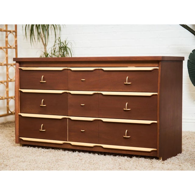 Mid-Century Modern Mid 20th Century Two Tone Dresser For Sale - Image 3 of 9