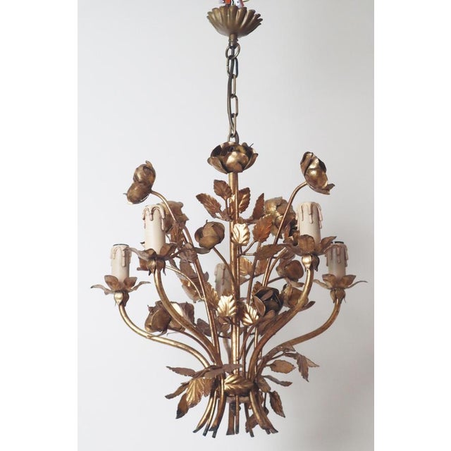 1960s Hollywood Regency Golden 5-Light Rose Chandelier, 1960 For Sale - Image 5 of 16