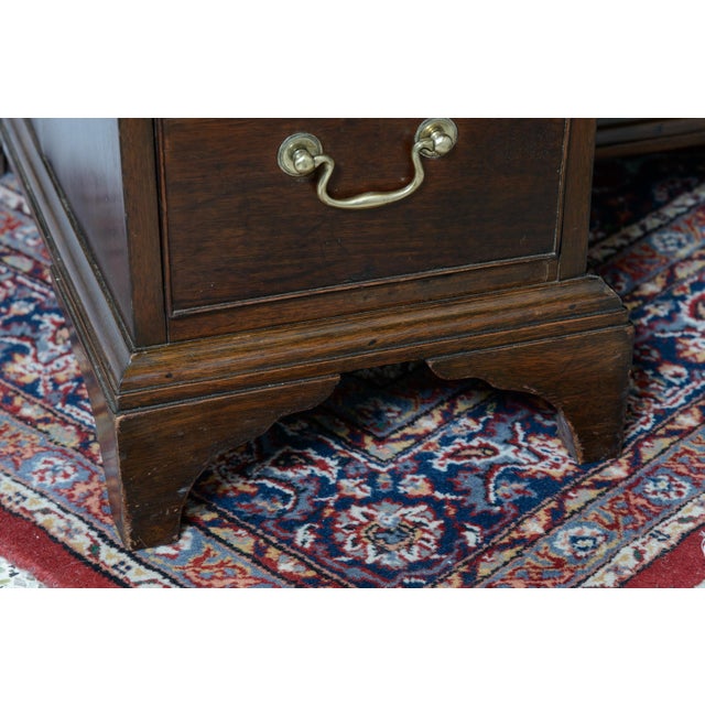 Brown Late 19th Century English Mahogany Kneehole Desk For Sale - Image 8 of 9