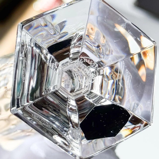 1980s 1980s St. Louis Crystal Champagne Flutes: French 'Saint Cloud' - Set of 7 For Sale - Image 5 of 5