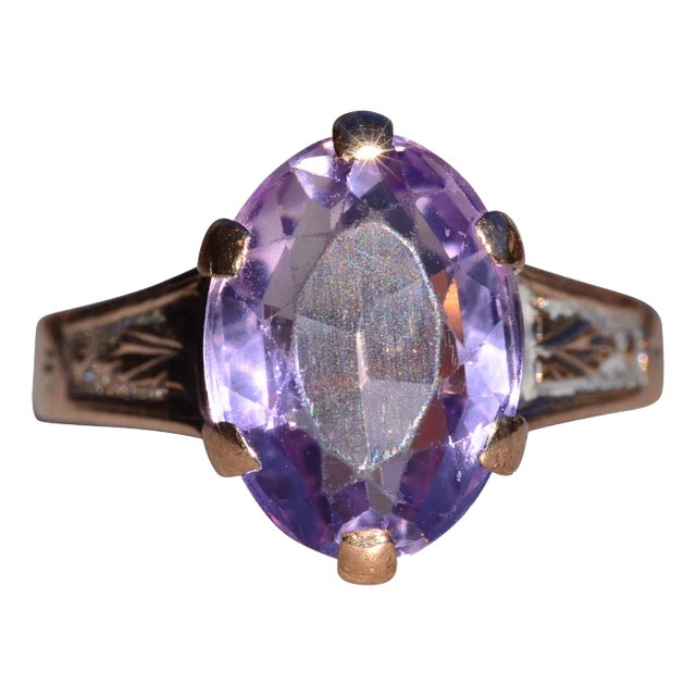 The Bickville: Ladies Victorian Rose Gold Cocktail Ring Set With Amethyst For Sale