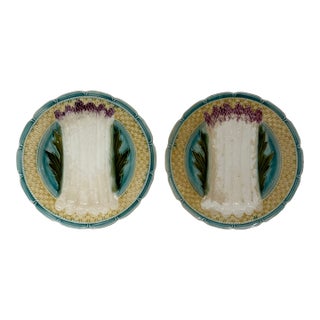 Pair of Antique French Barbotine Asparagus Majolica Plates, Circa 1900 For Sale