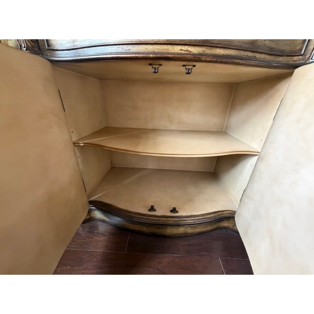 Wood 1990s Old World Curved Sideboard For Sale - Image 7 of 7