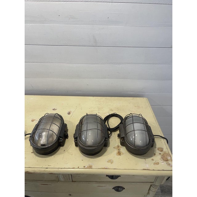 B- 351 vintage industrial wall-ceiling lamps made of aluminum +-1950-1960 rewired plug and play e-27 [ all bulbs] [ 159]...