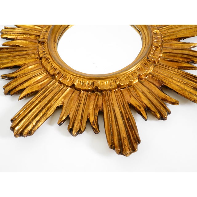 Mid-Century Modern Italian Sunburst Wall Mirror in Wood and Resin, 1950s For Sale - Image 10 of 15