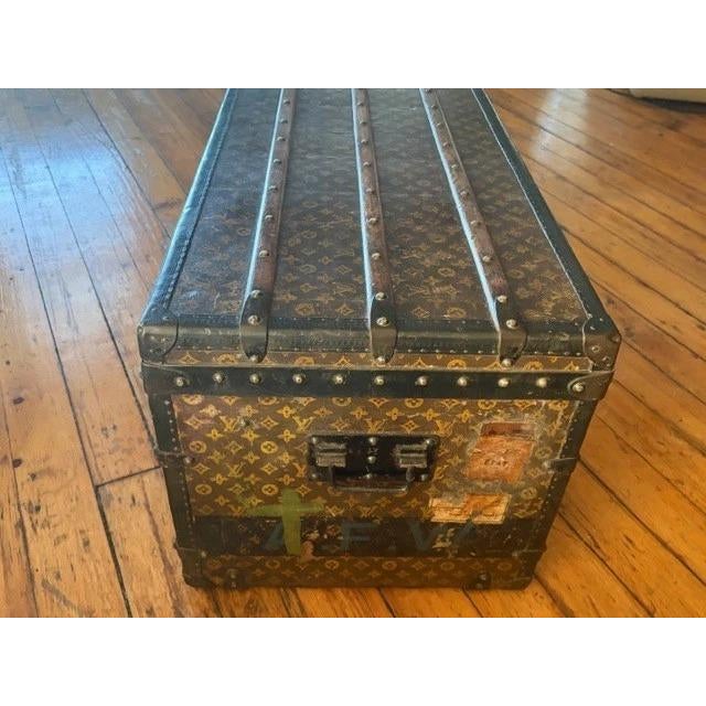 Antique Louis Vuitton Monogram Canvas Steamer Trunk (Circa 1900) For Sale - Image 10 of 18