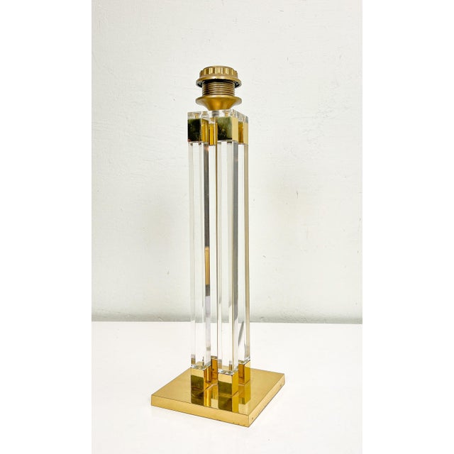 Regency Brass and Acrylic Glass Column Table Lamp, 1980s For Sale - Image 10 of 10