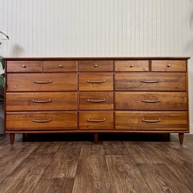 1960s Vintage 1961 Solid Walnut MCM Dresser and Nightstand Set For Sale - Image 5 of 18