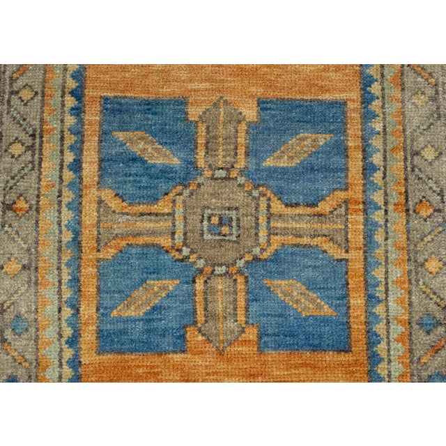 Turkish Mini Rug Oriental Hand Knotted Vintage Rug 1'6" x 3'3" #16239 For Sale - Image 4 of 8