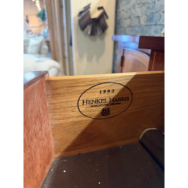 Late 20th Century Henkel Harris Hepplewhite Style Mahogany Sideboard Console Cabinet For Sale - Image 12 of 12