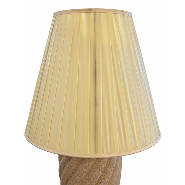 Metal 1980s Postmodern Textured Spiral Column Floor Lamp With Cream Pleated Shade For Sale - Image 7 of 10