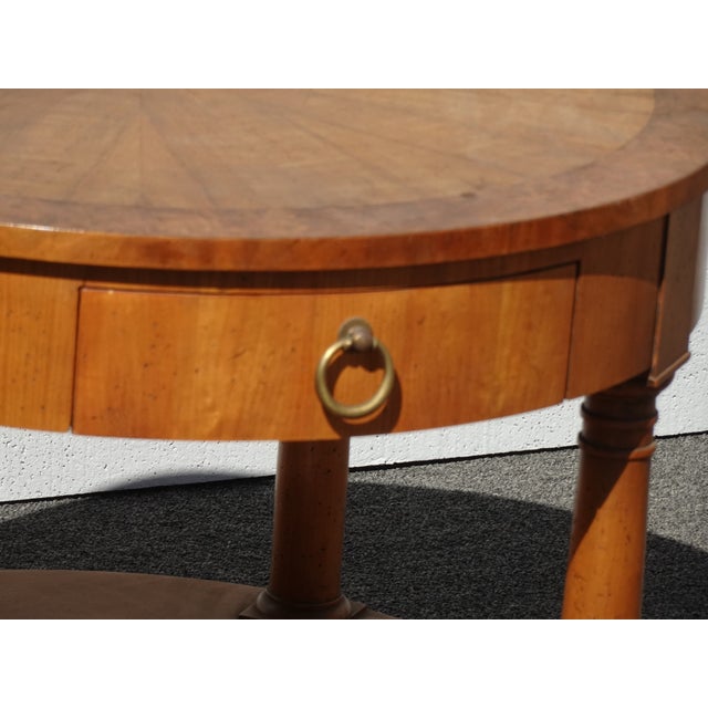 Vintage Neoclassical Baker Side Table Stand W Round Sunburst Table Top & Drawer For Sale In Los Angeles - Image 6 of 12