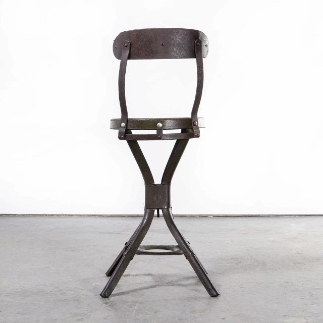 1930's Evertaut Original Atelier Chair - (Model 1577). In its heyday Evertaut was the British competitor to Tolix,...