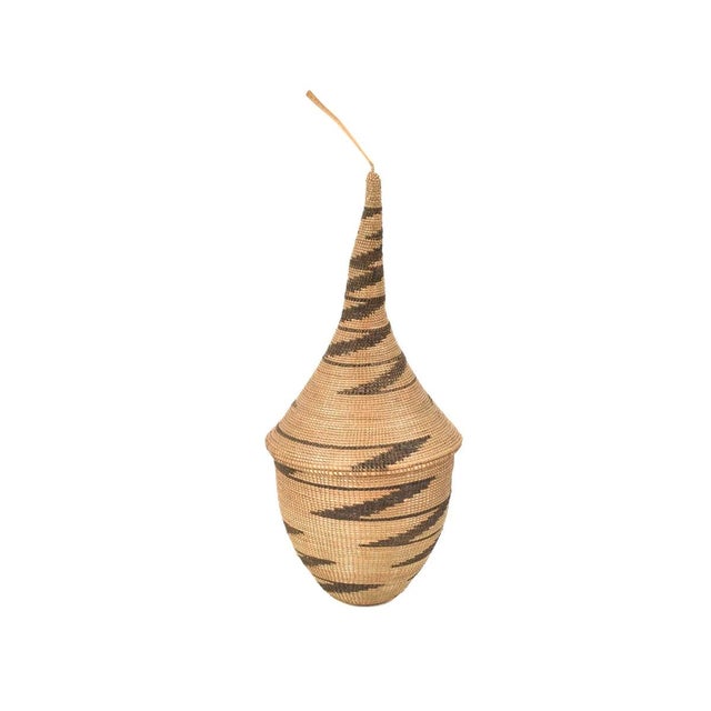 Early 20th Century Tutsi Basket with Lid Rwanda For Sale - Image 4 of 6