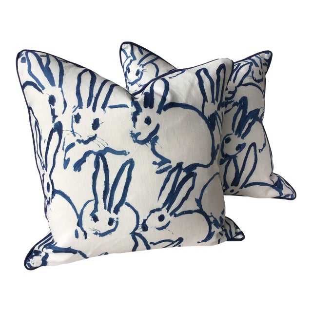 Contemporary Hunt Slonem "Bunny Hutch" in Navy & White 24" Pillow - Single For Sale - Image 3 of 6