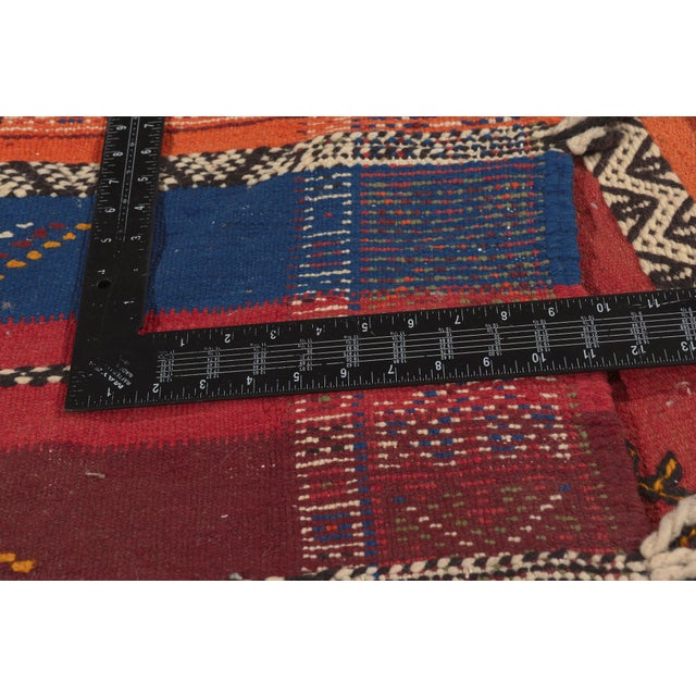Textile Taznakht Glaoui Moroccan Rug, 06'07 X 10'00 For Sale - Image 7 of 10