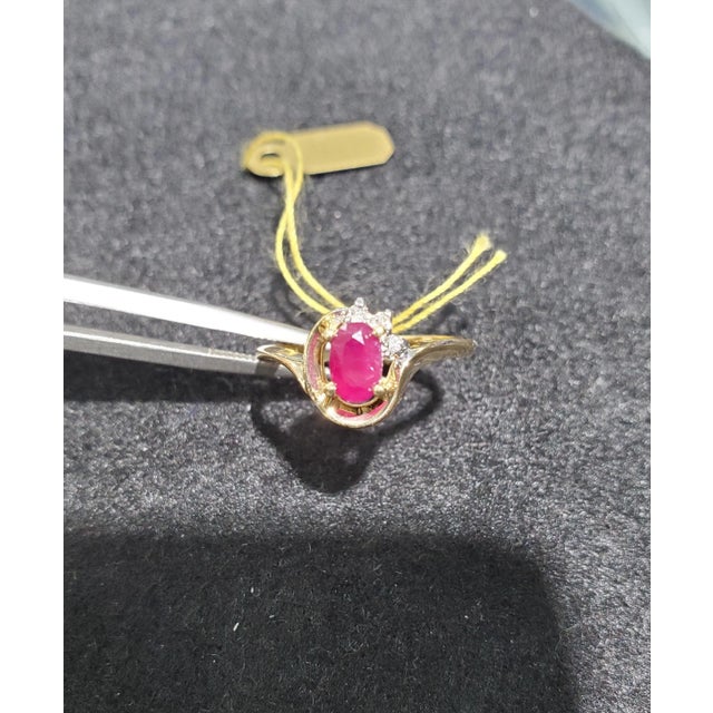 Oval Ruby Diamond Vintage Statement Ring, Size 6.75 For Sale - Image 4 of 4