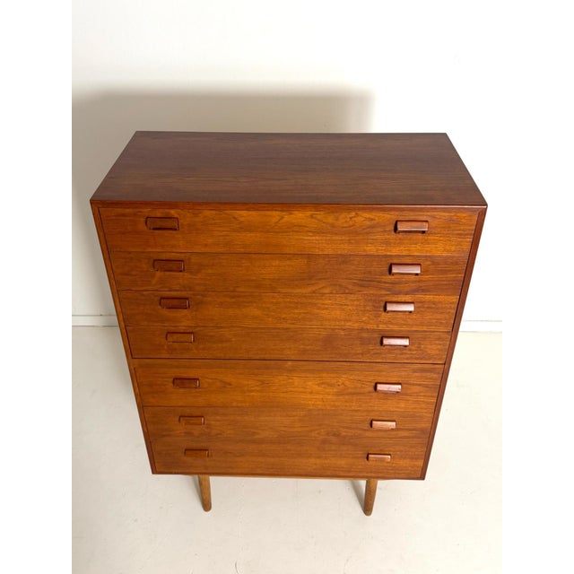 Model 135 Tallboy by Børge Mogensen for Søborg Møbelfabrik, 1950s For Sale - Image 9 of 12
