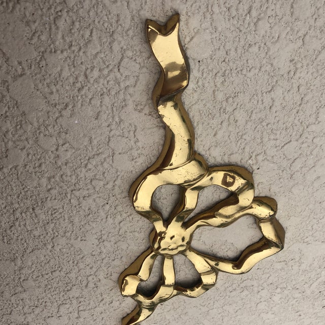 Vintage Mid 20th Century Brass Ribbon Wall Mount Decor For Sale - Image 4 of 6