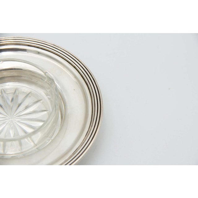 Silver Butter Dish with Circular Glass Base and Core, in Good conditions. Designed 1920 to 1949