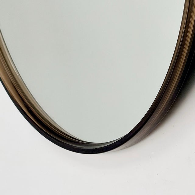 1970s Round Space Age Pivot Mirror in Smoked Acrylic from Allibert, France, 1970s For Sale - Image 5 of 11